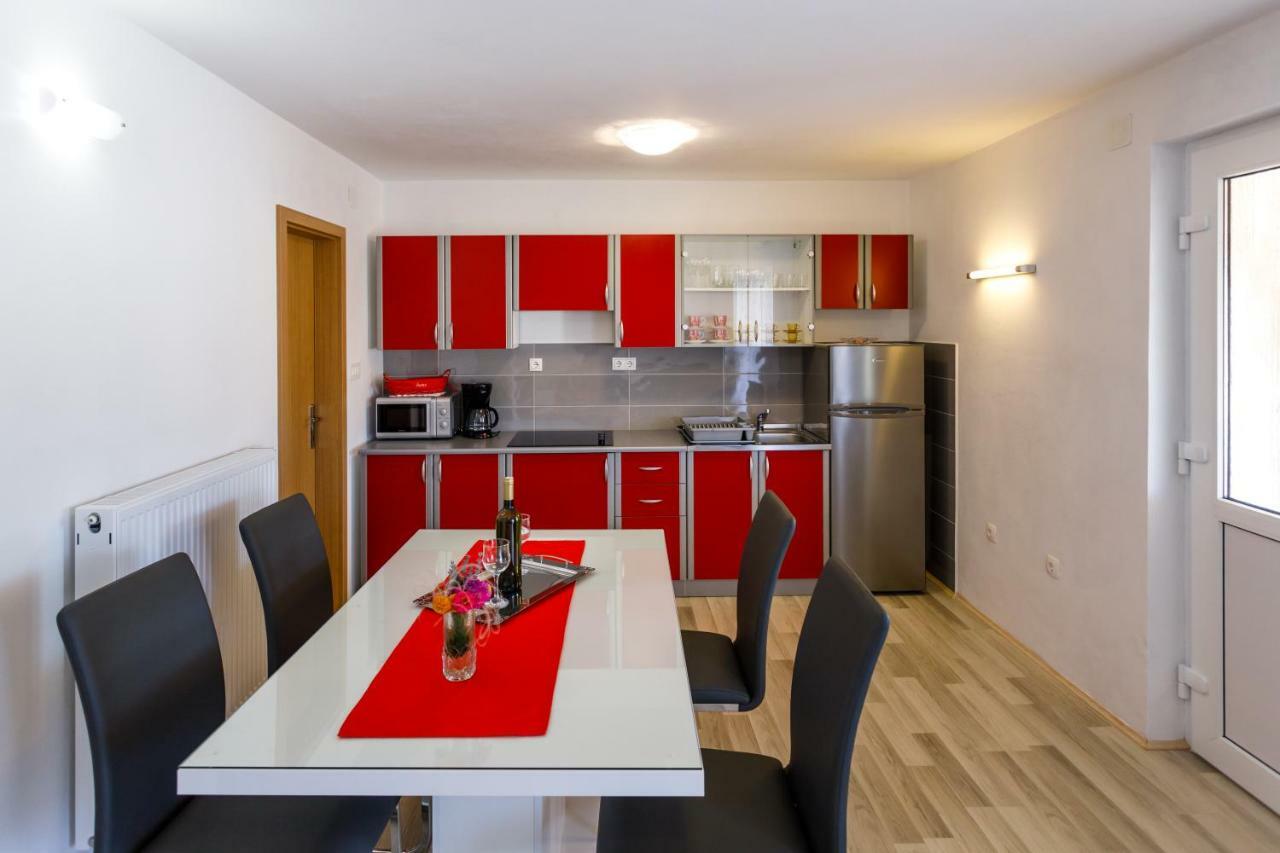 Apartman Dobrila Vrh  Exterior foto