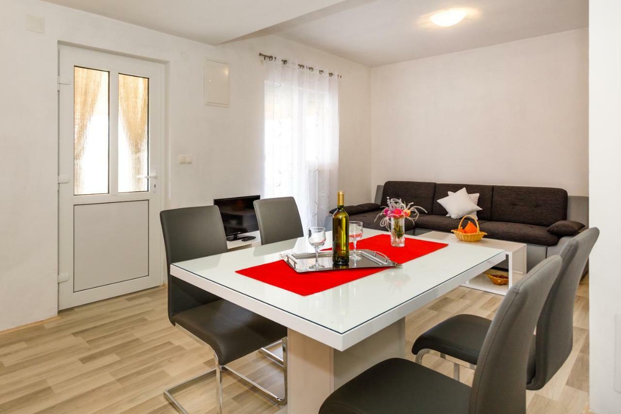 Apartman Dobrila Vrh  Exterior foto