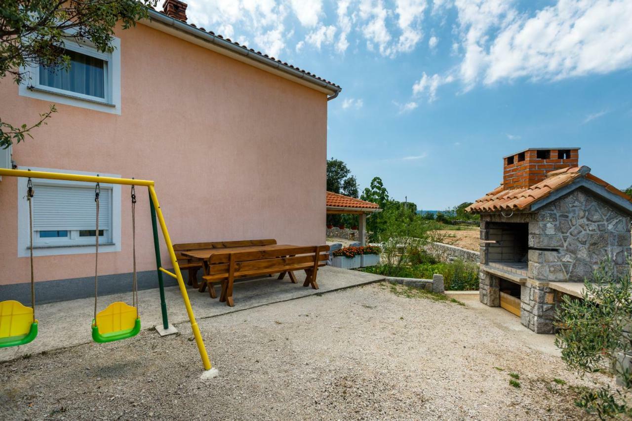 Apartman Dobrila Vrh  Exterior foto